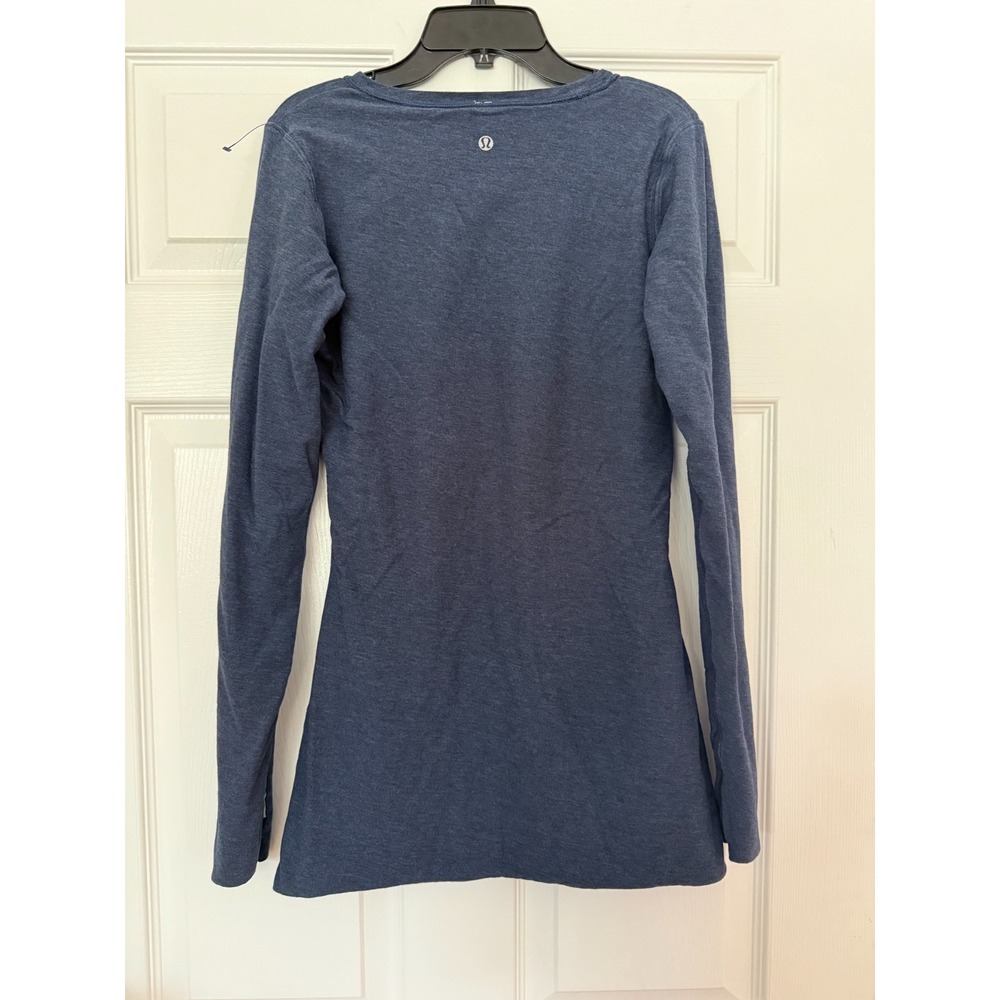 Lululemon Women's Heathered Navy Long Sleeve Crew Neck Small - Double Layer